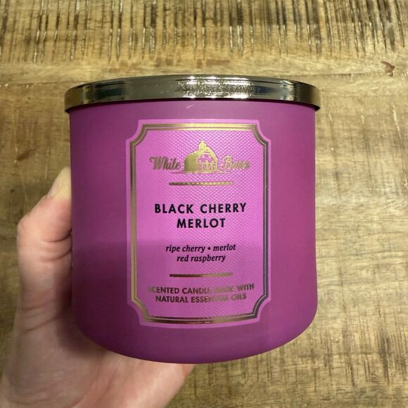White Barn Bath & Body Works 3-Wick Candle Black Cherry Merlot 14.5 oz - Picture 4 of 6